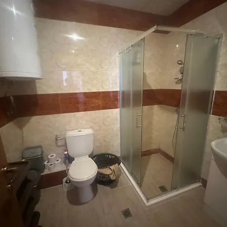 Amartman Primo U - Elenite Az 5 Osob スヴェティ・ヴラス